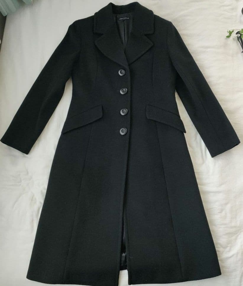 LAURA ASHLEY 黒 ロングコート