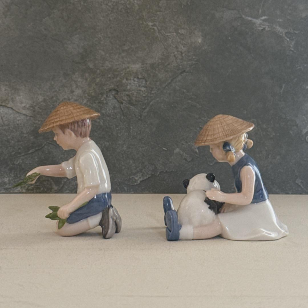 超美品⭐︎フィギュリン　エマとパンダ　2002