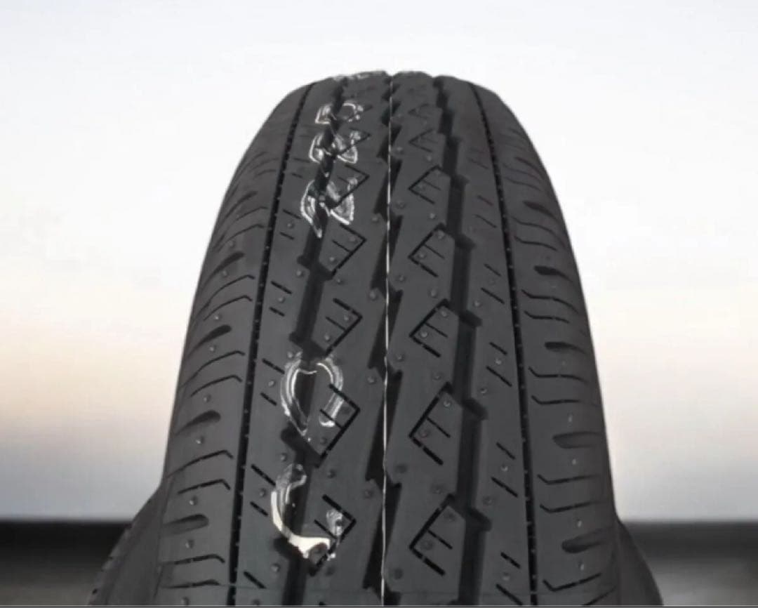 145/80R12 新品ブリヂストン軽トラック 軽バン用　ゴムバルブ付き