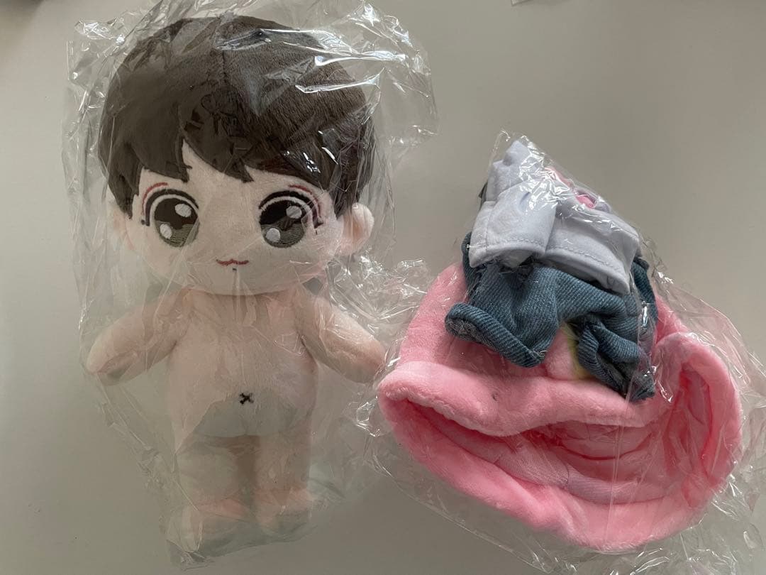 bts ジョングク JUNGKOOK 20cmぬいぐるみ
