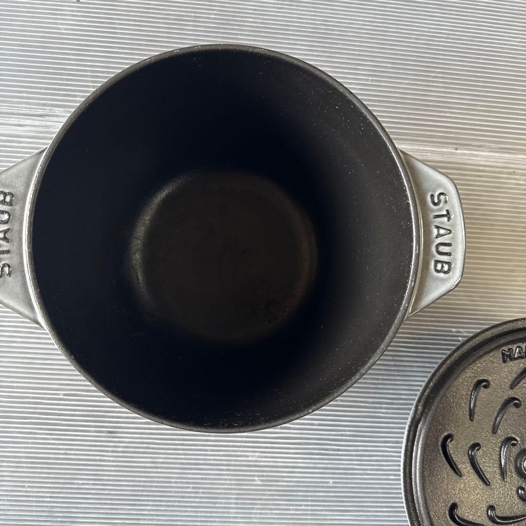 staub ストウブ ココット デ ゴハン グレー GOHANS 16cm