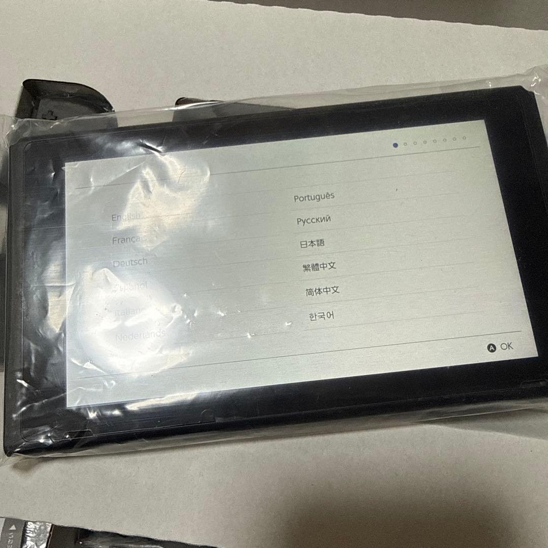 Nintendo Switch 本体 ブラック Joy-Con付き 美品