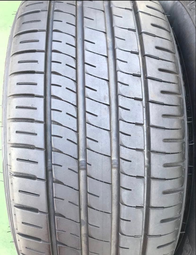 ross@  225/45 R18DUNLOP ラジアルタイヤ4本セット。
