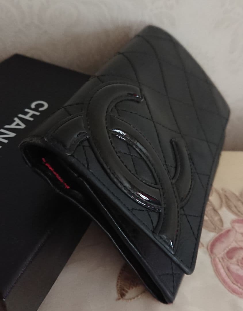 CHANEL シャネル カンボン 黒 キルティング 財布