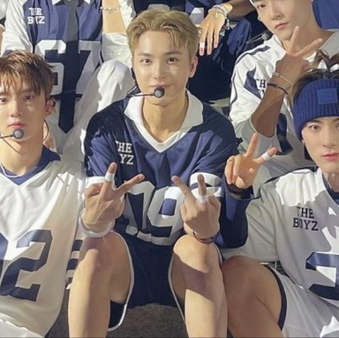 THEBOYZ ハンニョン ヨントン 直筆サイン入り ポラ チェキ