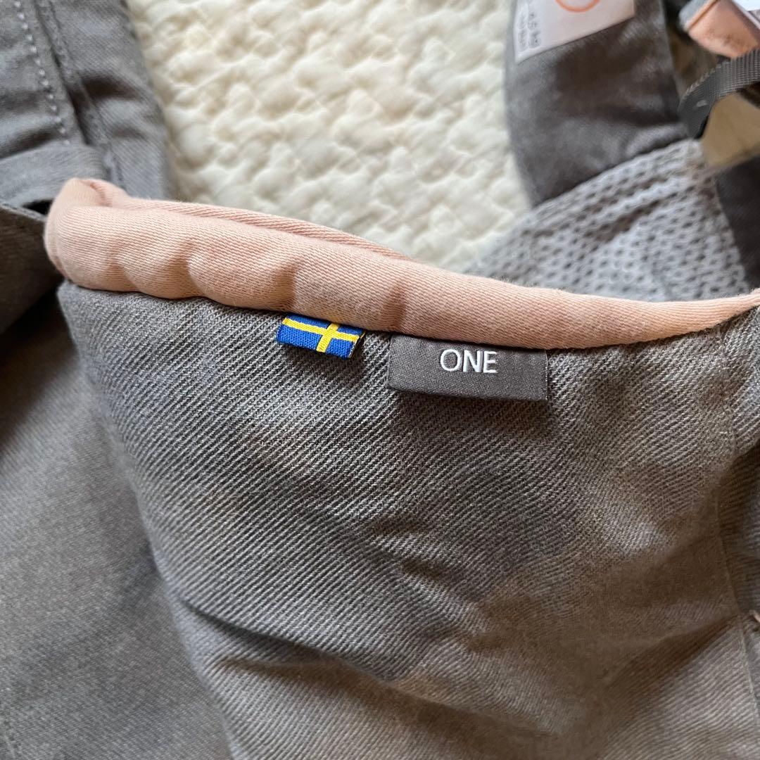 【セール】BabyBjorn 抱っこ紐　ベビービョルン ONE KAI 廃盤色