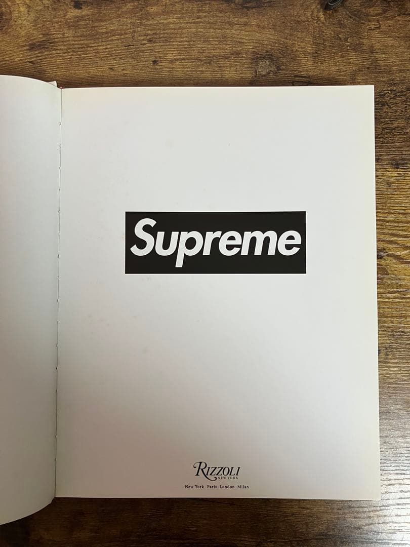【美品】Supreme Rizzoli 15周年記念 Book 写真集