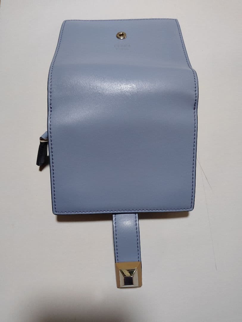 FENDI ライトブルー 二つ折り財布