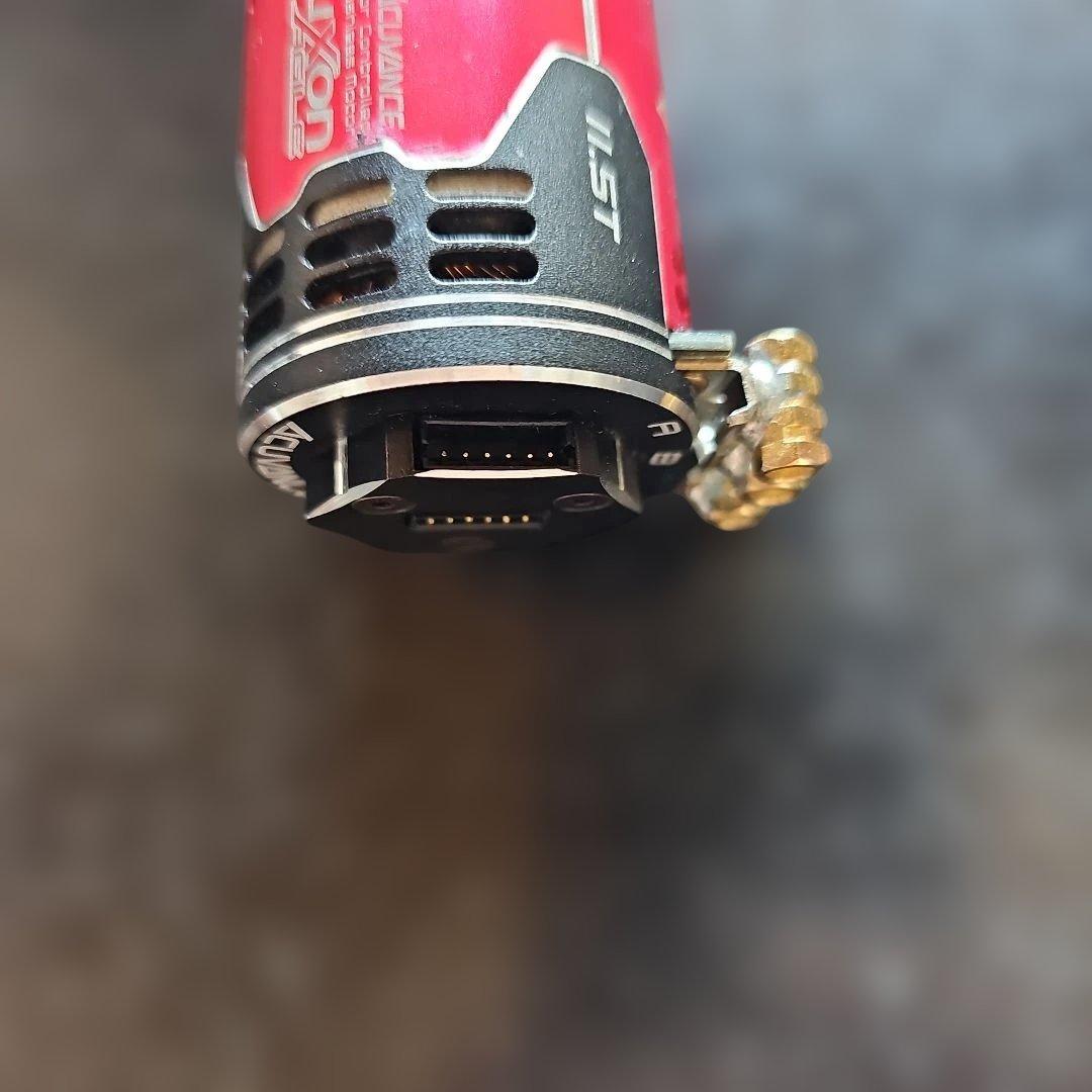 ADDICTION AGILE 11.5t ブラシレスモーター
