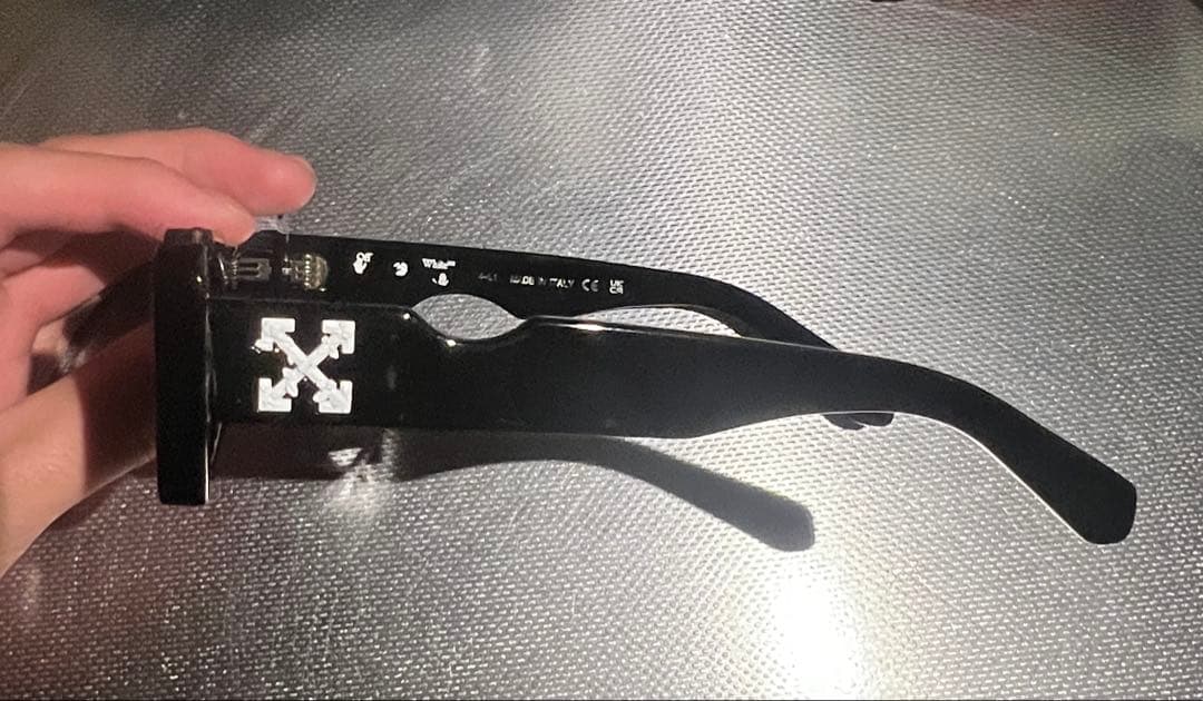 off-white cady sunglasses オフホワイト