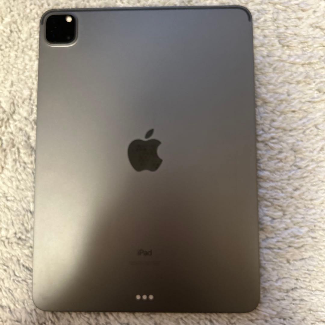 栗*田様 【箱付き】iPad Pro (第3世代) 11インチ スペースグレイ
