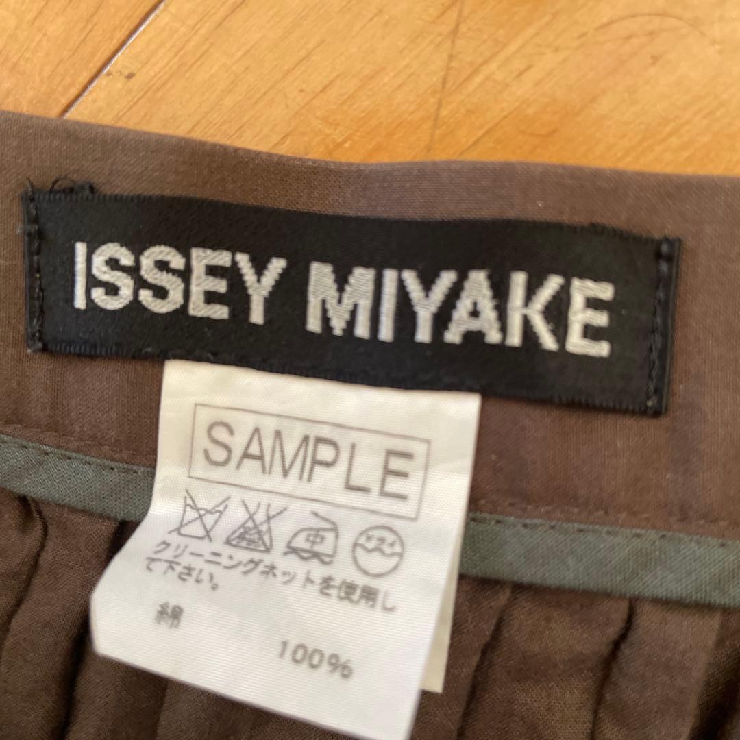 ISSEY MIYAKE プリーツスカート ダークブラウン