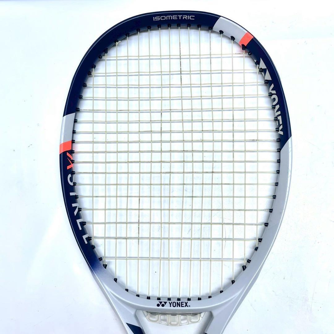 美品　ヨネックス YONEX 硬式テニス ラケット アストレル 105 即発送