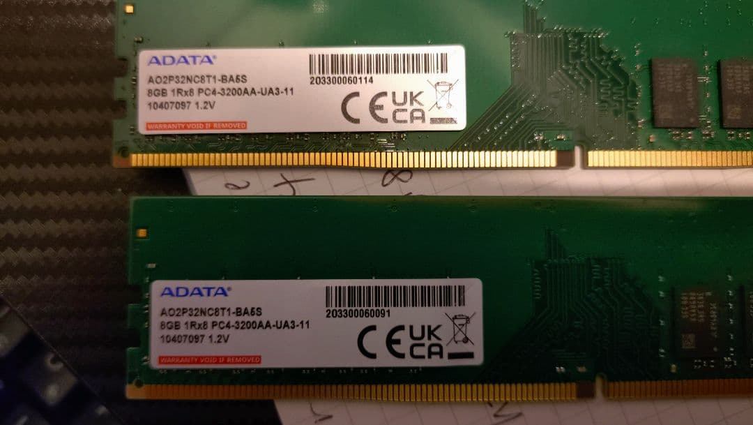 A-Data　メモリ16GB（8gb2枚）DDR4-3200　デスクトップ用