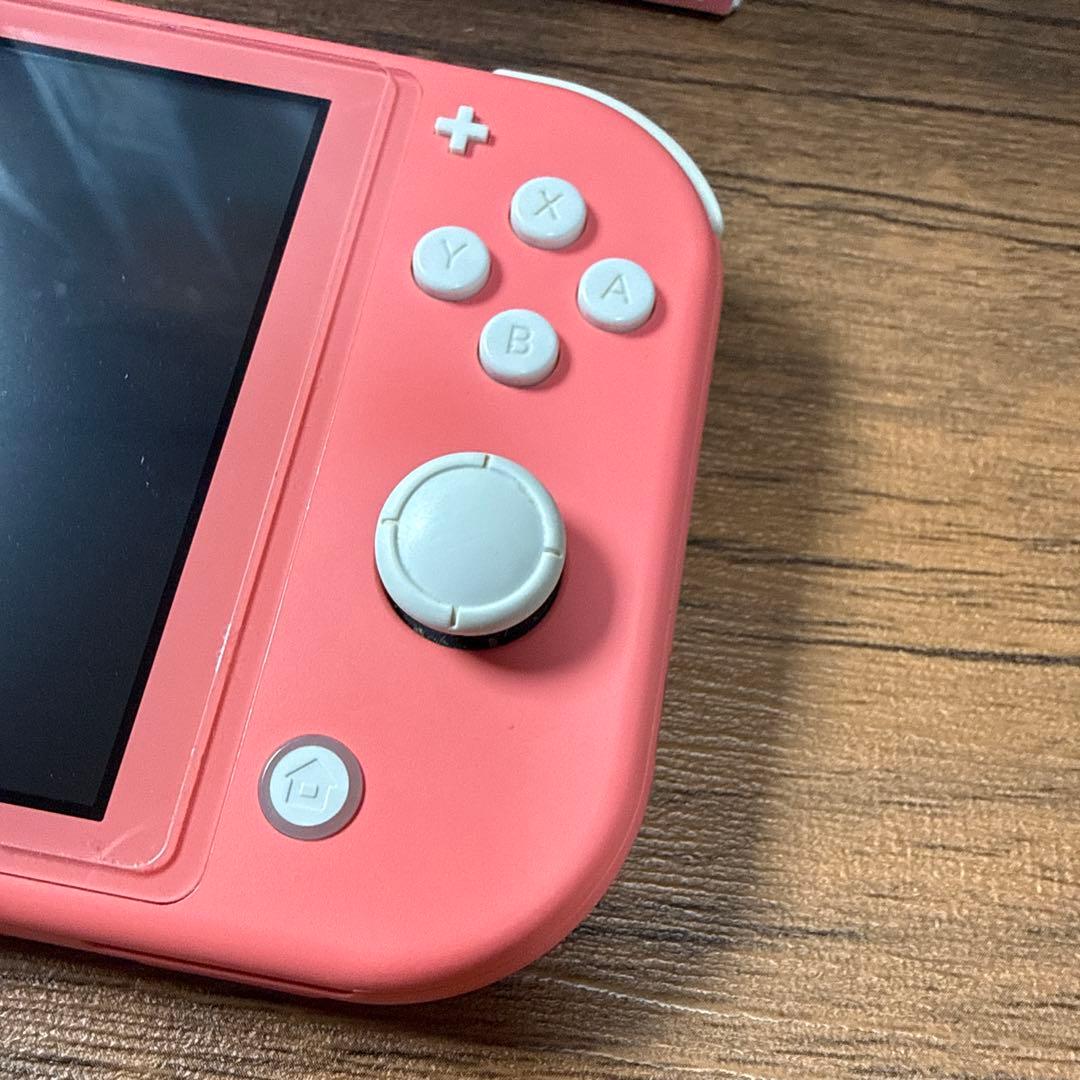 箱とアダプタ無しNintendo Switch Lite コーラルピンク