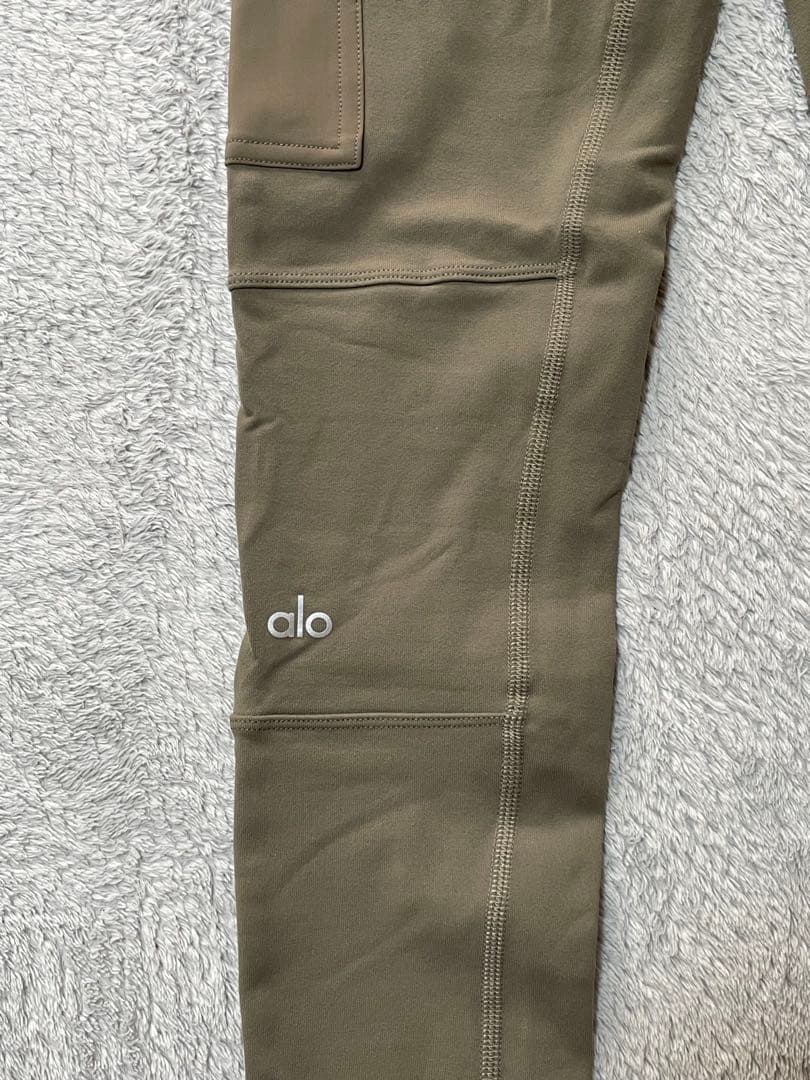 ヨガ・ピラティス alo yoga High-waist Cargo Legging XS