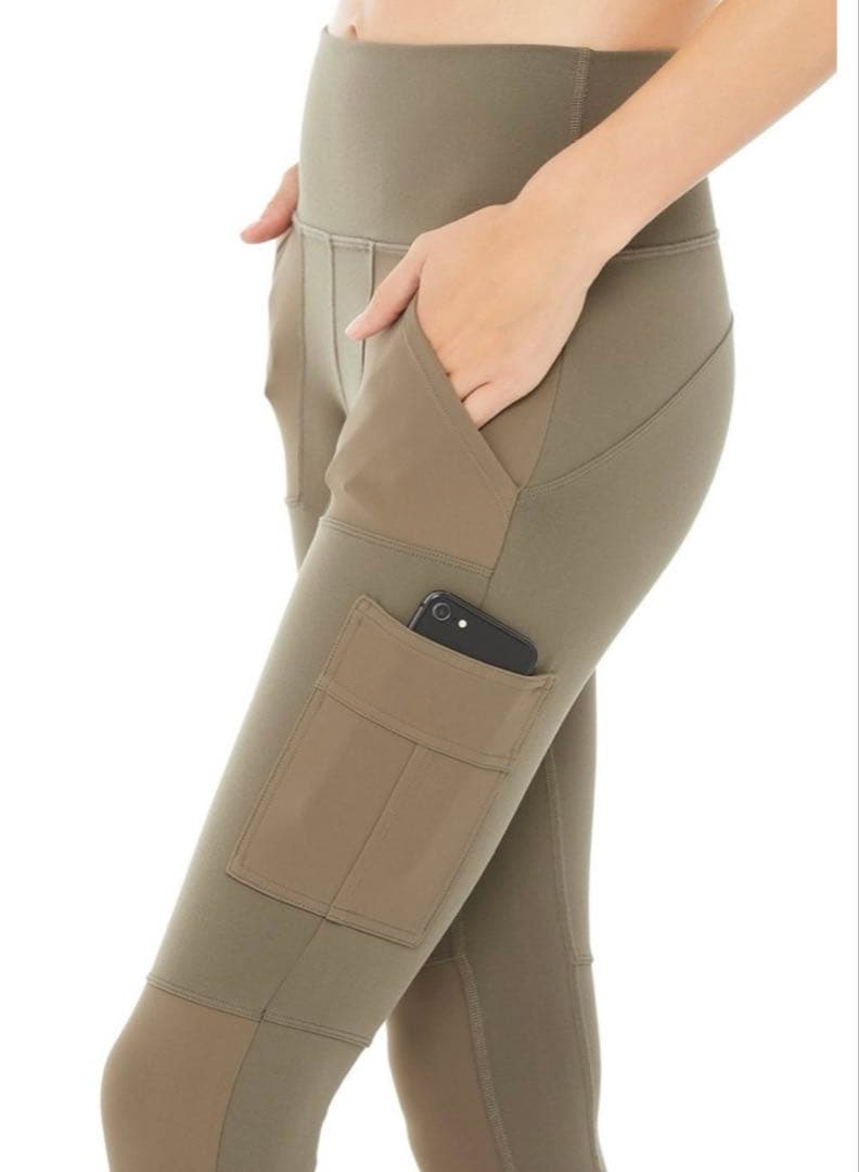 ヨガ・ピラティス alo yoga High-waist Cargo Legging XS