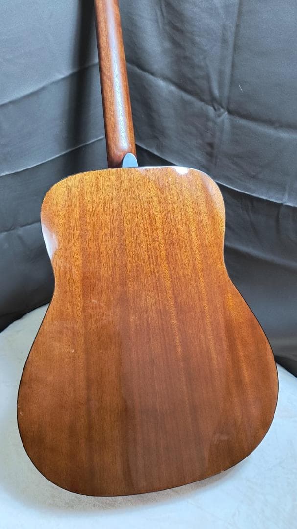 YAMAHA　アコースティックギター　FG700S