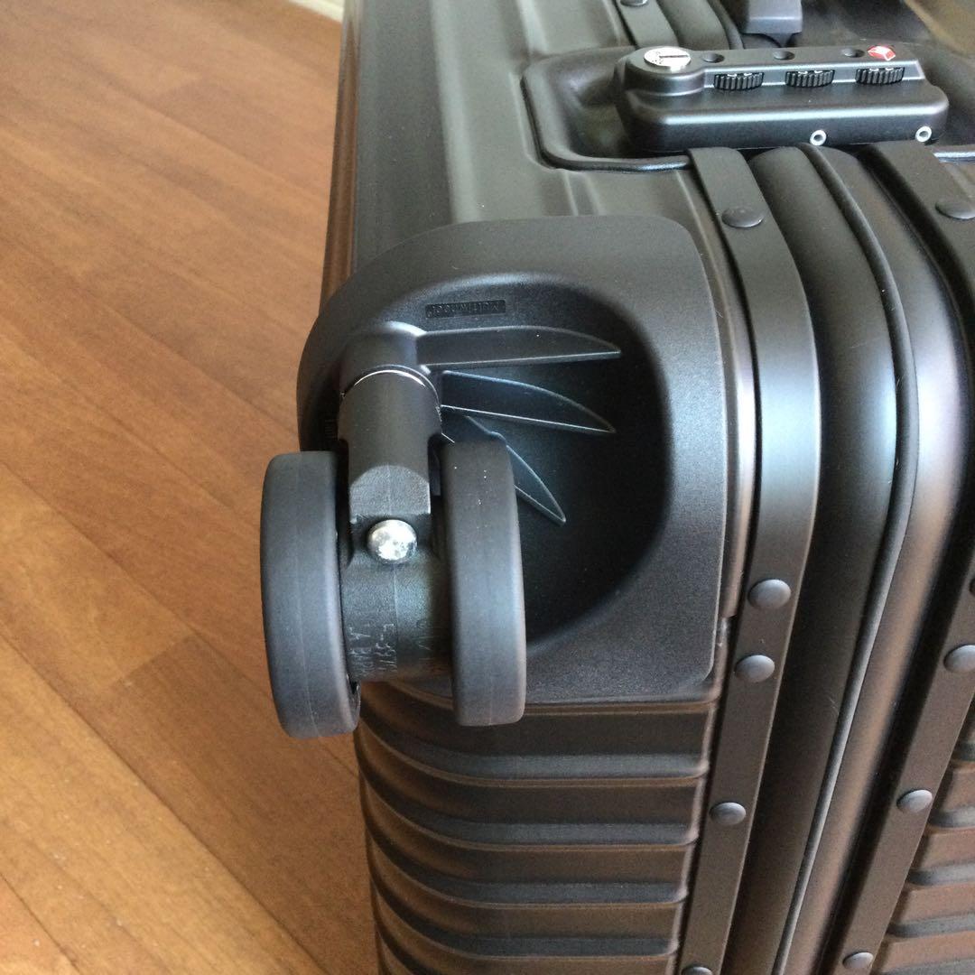 RIMOWA　リモワ ステルス ルフトハンザ アルミ ブラック 32L 4輪