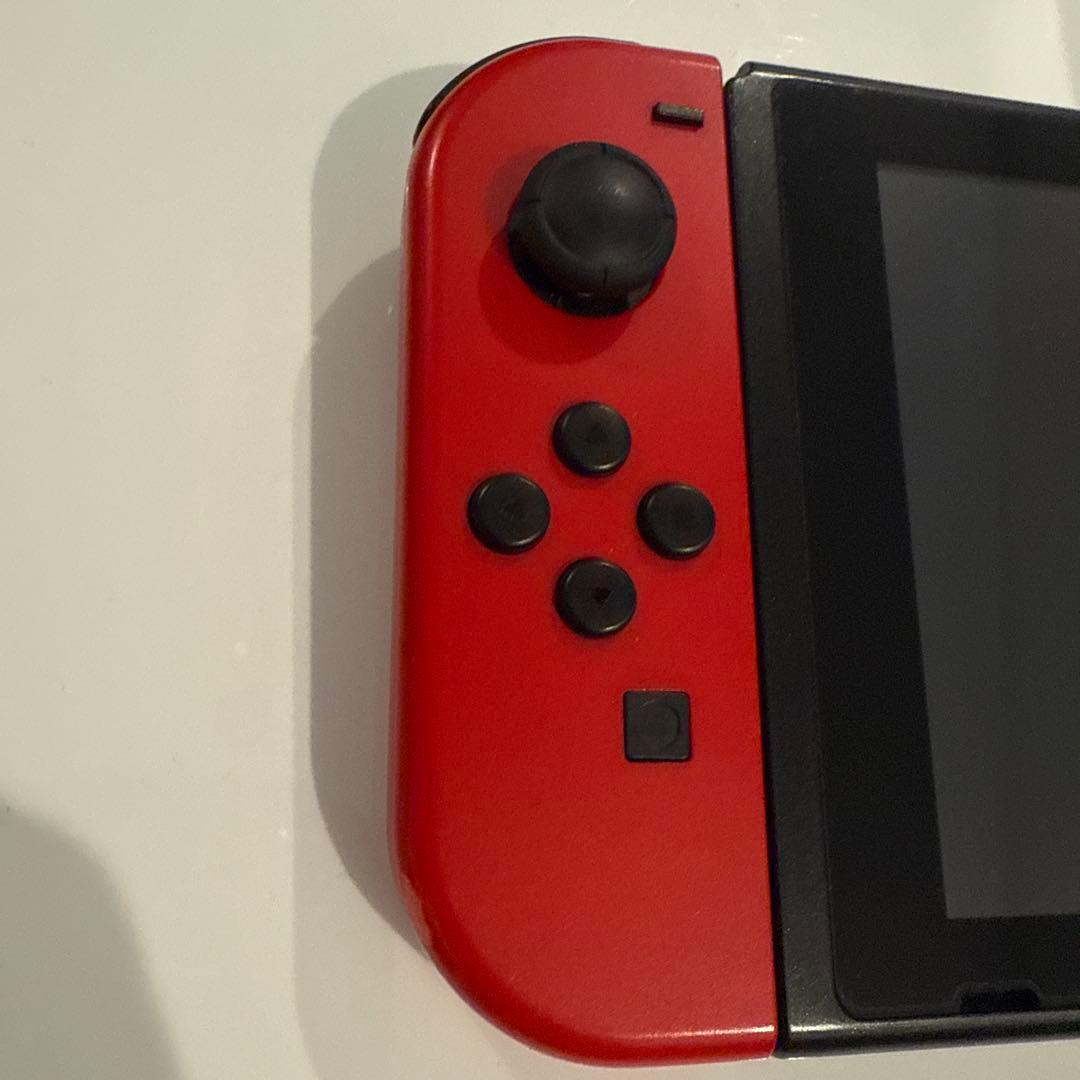 Nintendo Switch 赤 ジョイコン付き　ジャンク品