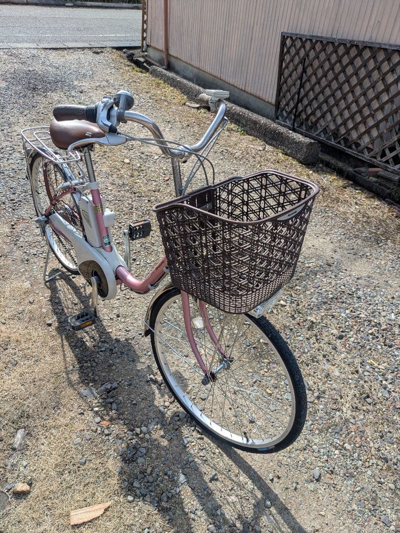 今人気の犬山市からの出品です。 電動アシスト自転車 室内保管で美品です。