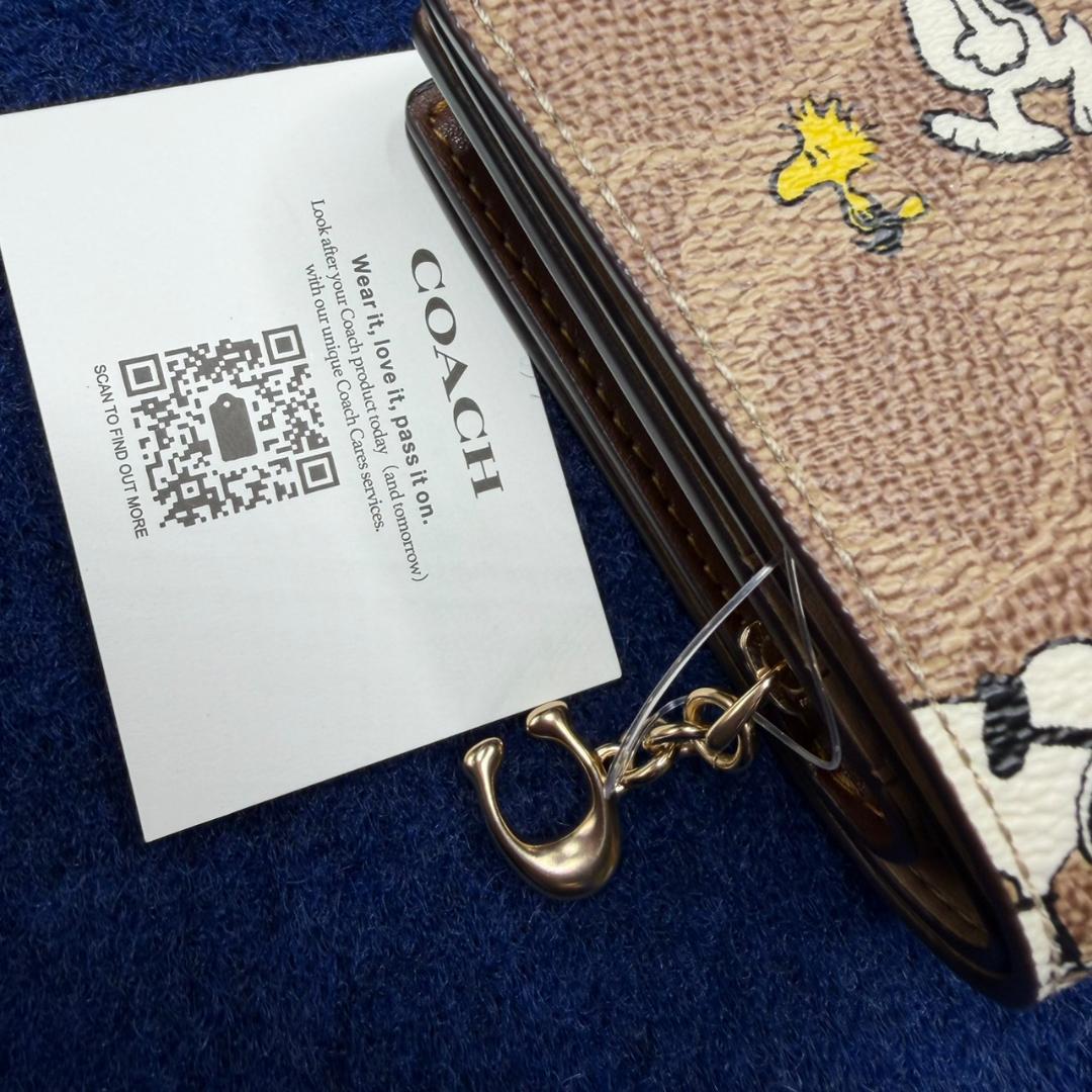 COACH X PEANUTS コーチ新作 スナップ コンパクトZIPウォレット