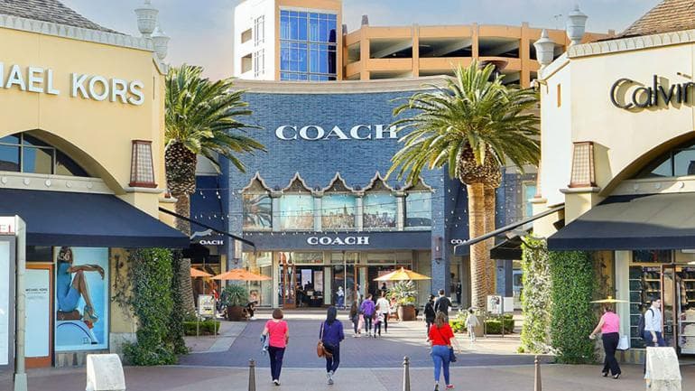 COACH X PEANUTS コーチ新作 スナップ コンパクトZIPウォレット