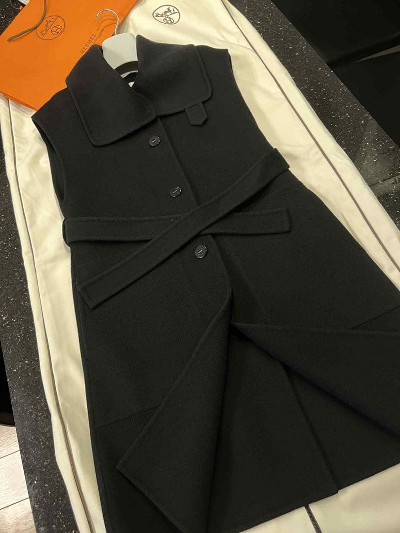 【極美品】HERMÈSエルメス カシミヤ100％　ロングベスト ジレ 80万円