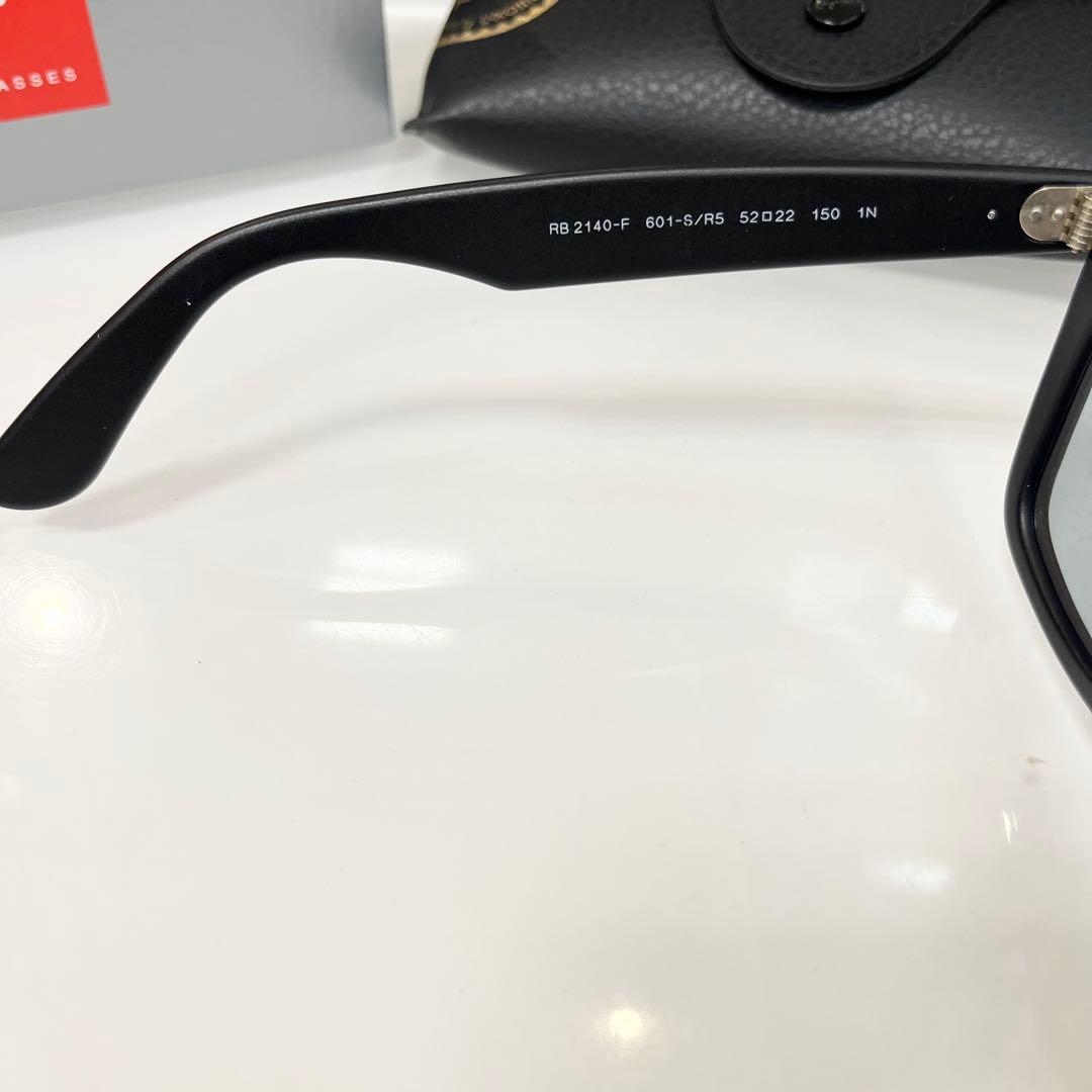 横浜即発RayBanマットブラック✖️ライトグレイRB2140F601/SR5