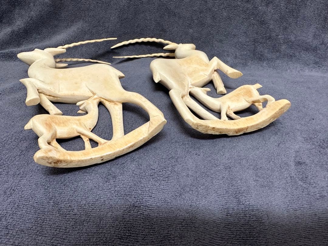 置物　 時代物　鹿2匹　天然素材　マンモス　彫刻　骨董　古美術品　アンティーク