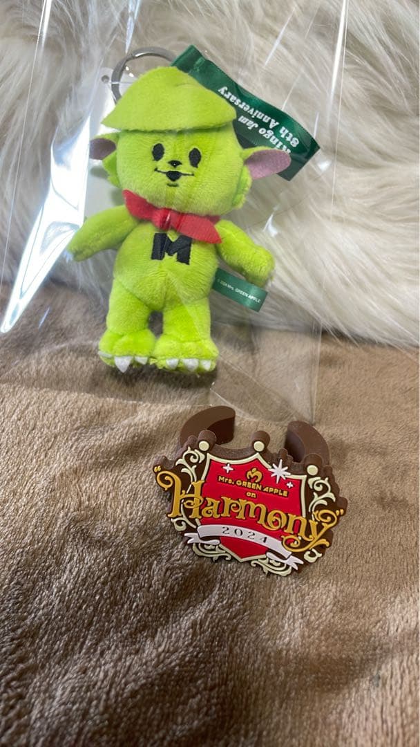 おまけ付き！ミセスグリーンアップル　メメル　キーホルダー付きぬいぐるみ