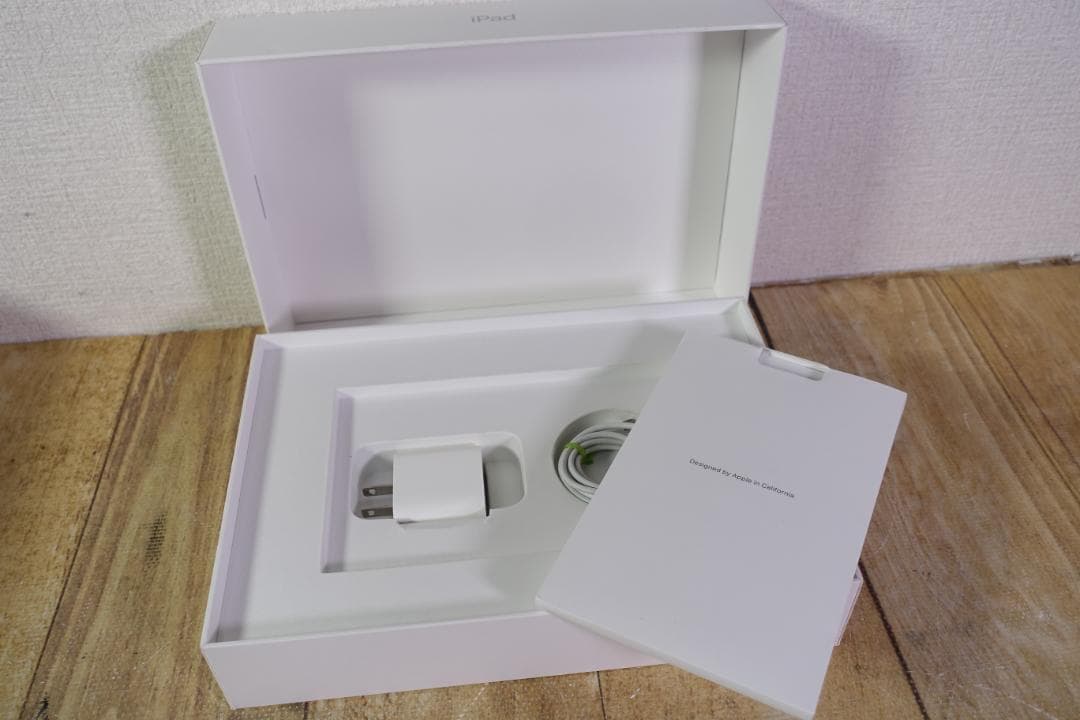 iPad 第8世代 Cellular シルバー 32GB A2429