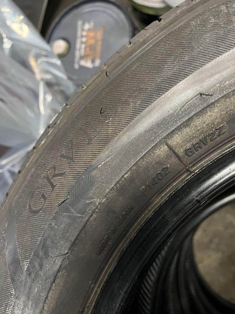 ブリヂストン REGNO VII 215/65R16 夏タイヤ バリ溝 4本