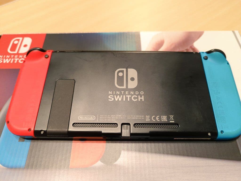 【三連休限定プライス！】スマブラ　ニンテンドーSwitch　セーフティガイドなし