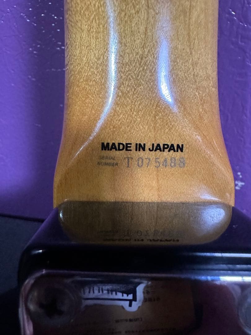 Fender Jaguar Made in Japan ハムバッカー