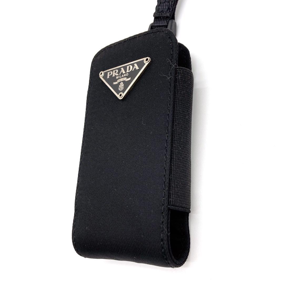 美品　PRADA ネックストラップ　マルチケース　モバイルホルダー　三角プレート