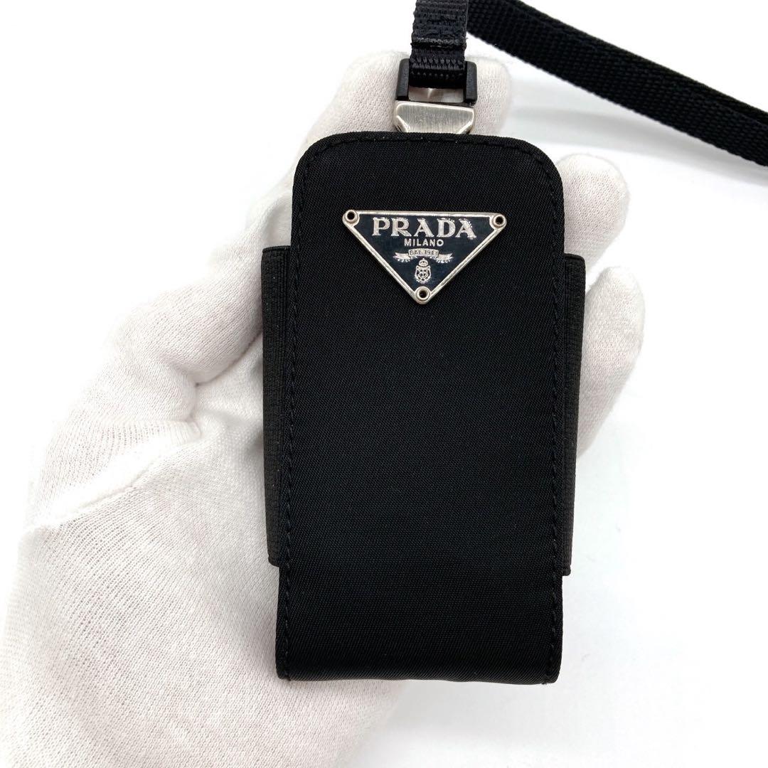 美品　PRADA ネックストラップ　マルチケース　モバイルホルダー　三角プレート