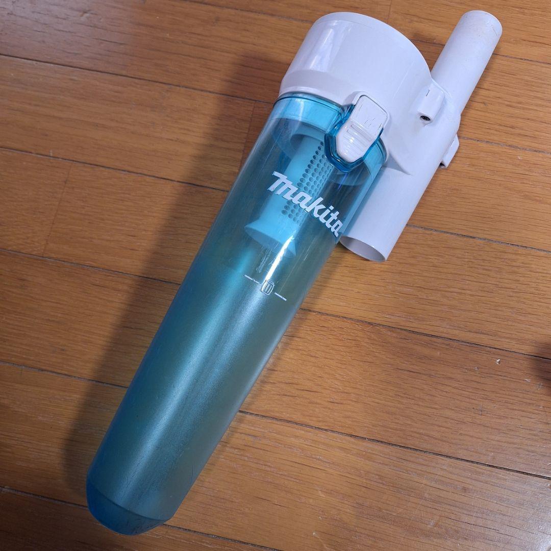 【豪華セット】マキタ 充電式クリーナー サイクロン付 ＋ 紙パック・各種ノズル