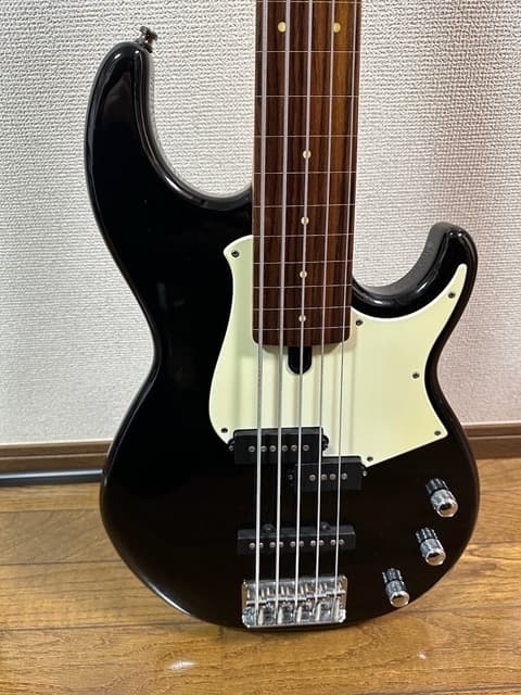 YAMAHA BB235 フレットレス（エポキシ加工）