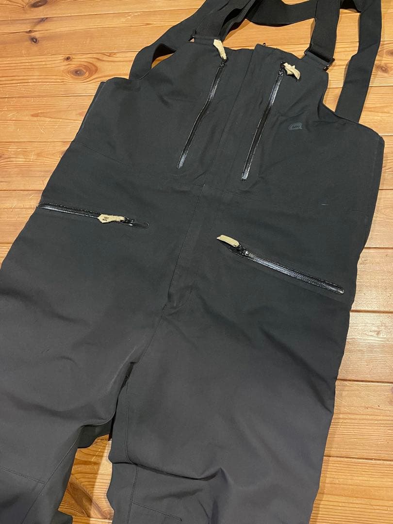 unfudge スノーボードウェア　ビブパンツ　ブラック　サイズM 中古品