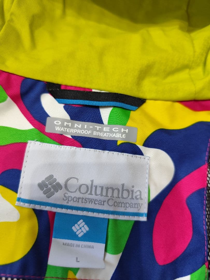 Columbia カラフル迷彩 スノーボードウェア　派手ウェア