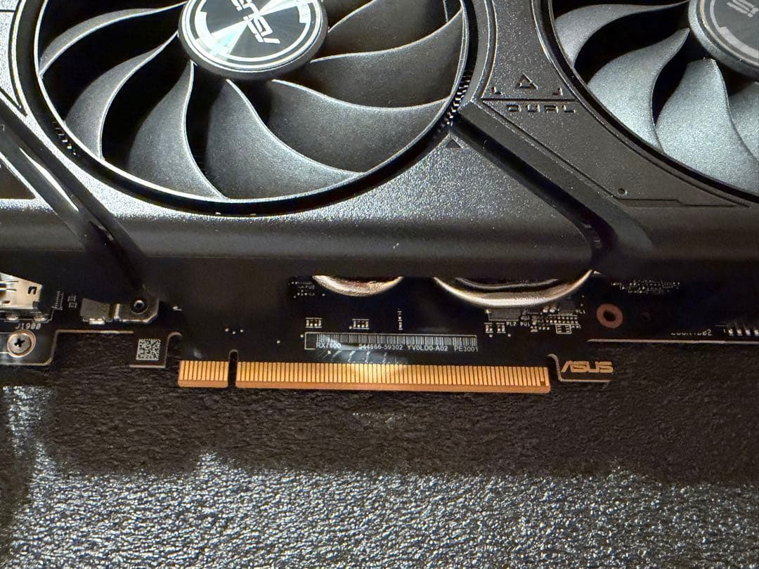 グラフィックボード・グラボ・ビデオカード ASUS DUAL Radeon RX 7600