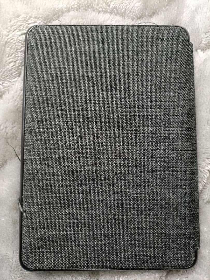 Kindle Paperwhite 第10世代32GB カバー付き