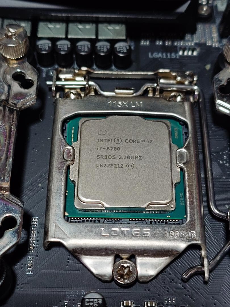 Intel CPU Core i7 8700 　【動作確認済】
