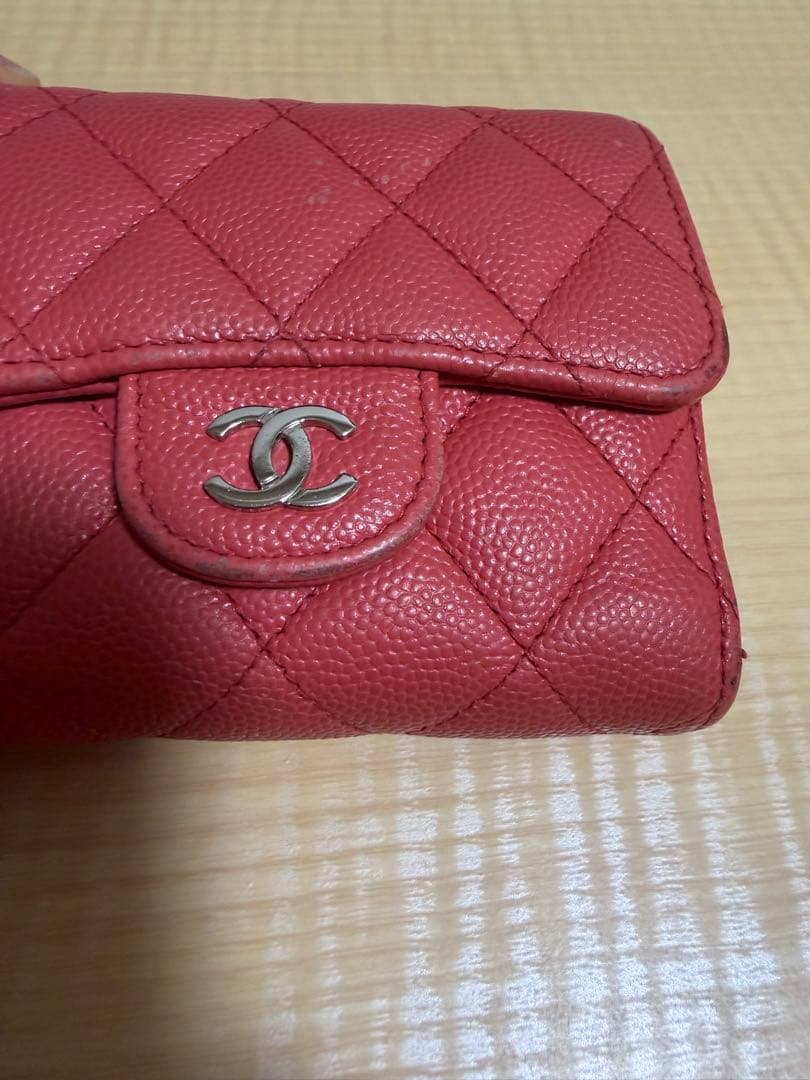 eriy CHANEL 三つ折り財布 キャビアスキン