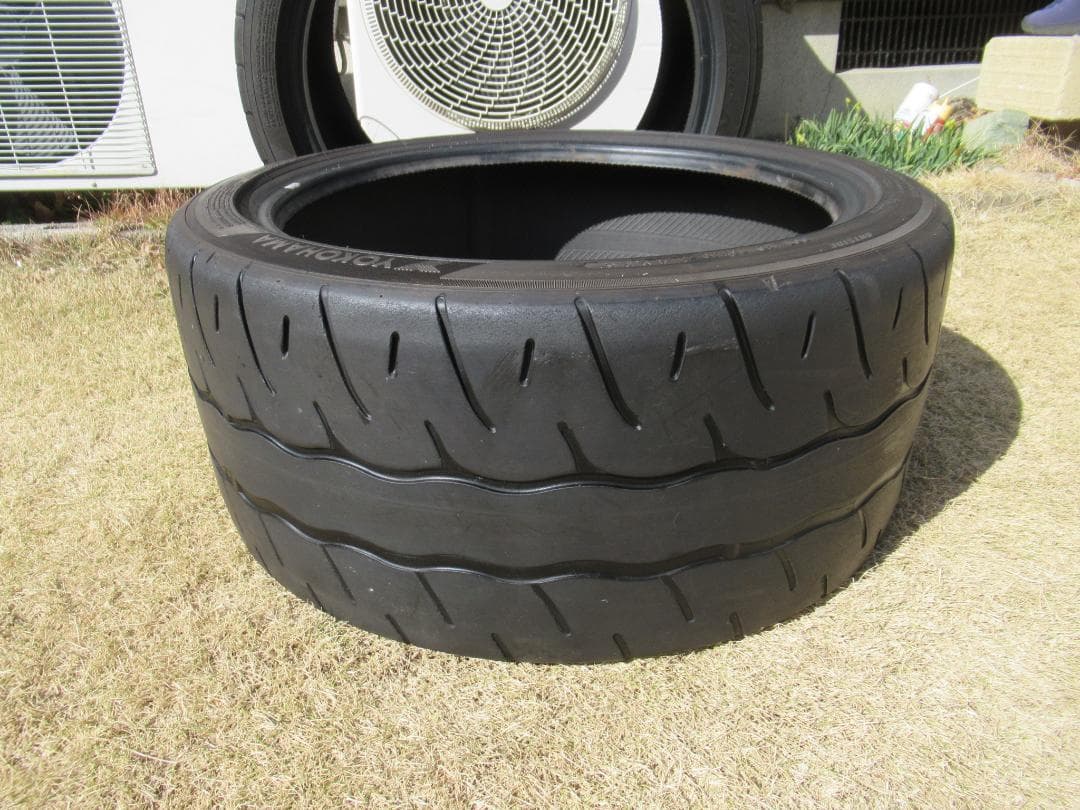 ☆送料無料 室内保管☆AD09 255/35 R18インチ☆ネオバ