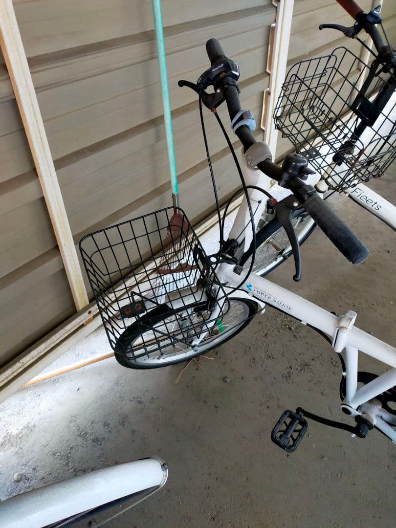 送料込み 防犯登録なし 折りたたみ自転車 後輪パンク バスケット付き