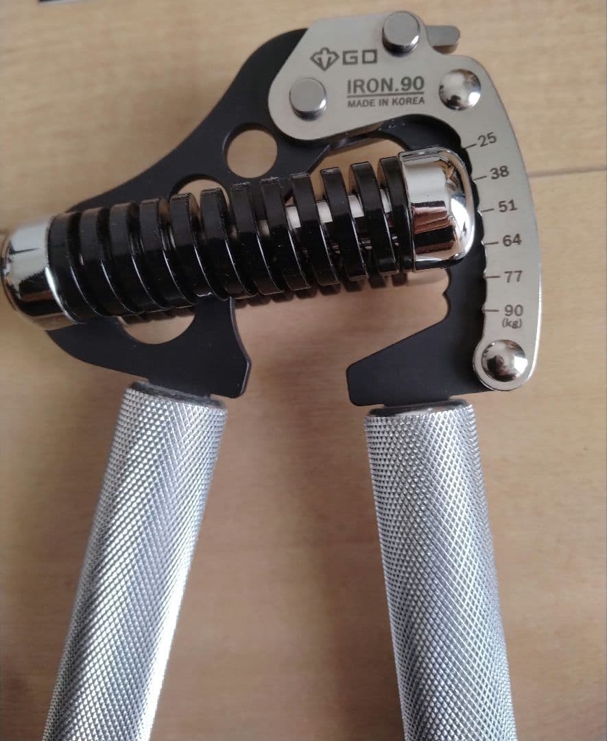 【箱付き】　GD IRON GRIP 90 ハンドグリップ