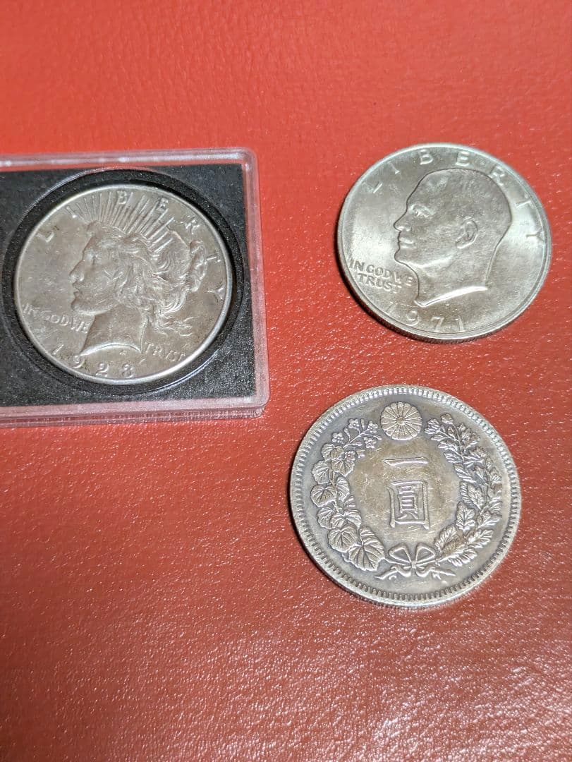 1923年ピースダラー1ドル銀貨+オマケ2枚