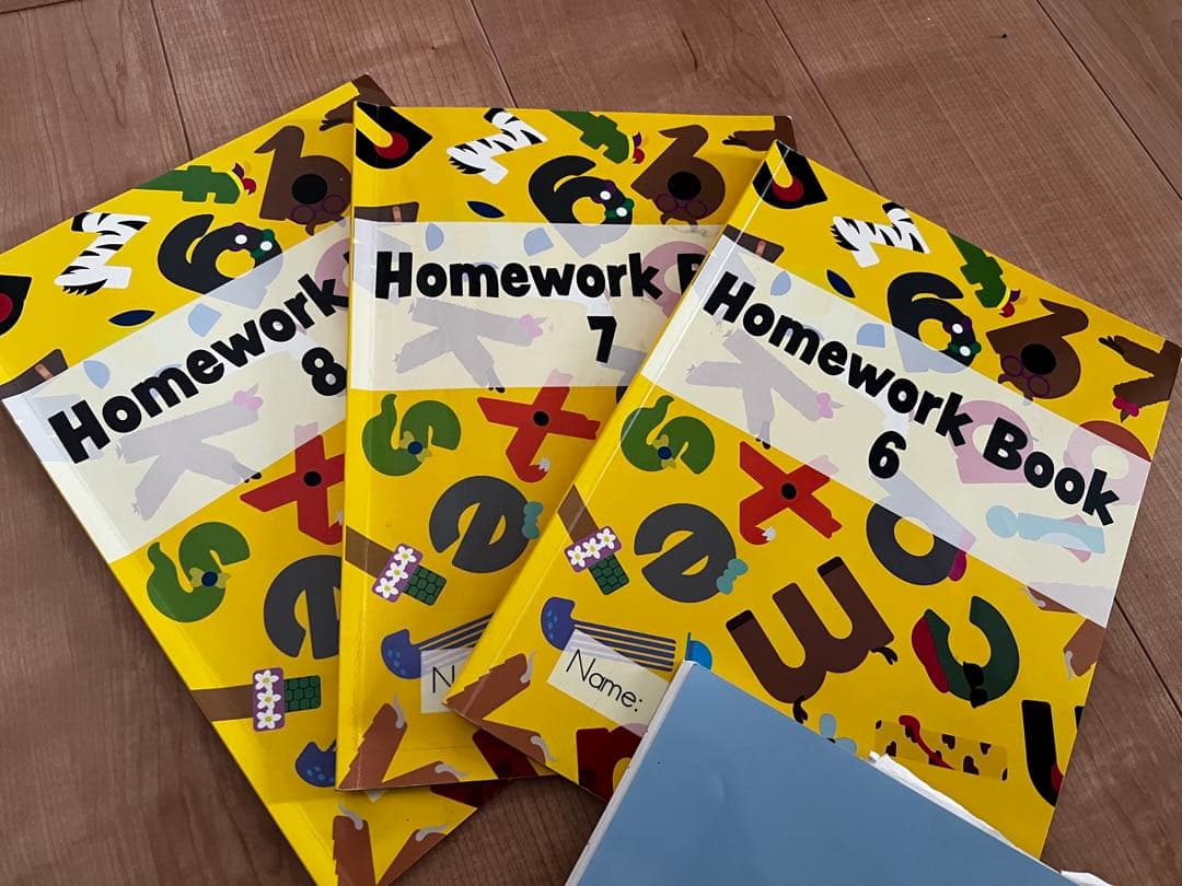 キンダーキッズ　制服　ズボン　work Books キンダーキッズ　教材